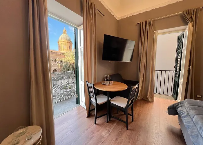 Bed & Breakfast Residenza Del Castillo 4*